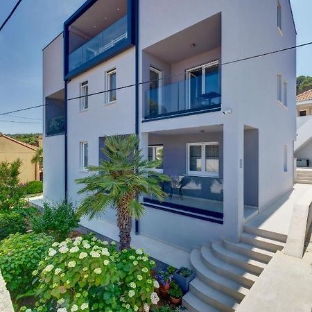 Apartments Hemetek Veli Lošinj المظهر الخارجي الصورة