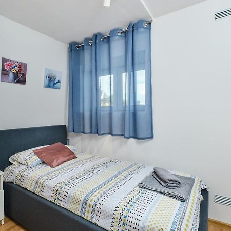 Apartments Hemetek Veli Lošinj المظهر الخارجي الصورة