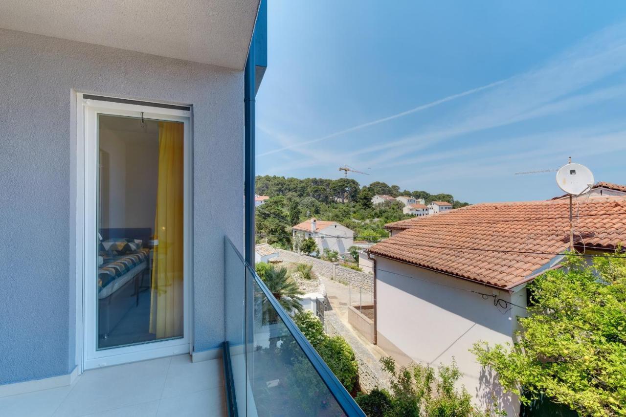 Apartments Hemetek Veli Lošinj المظهر الخارجي الصورة