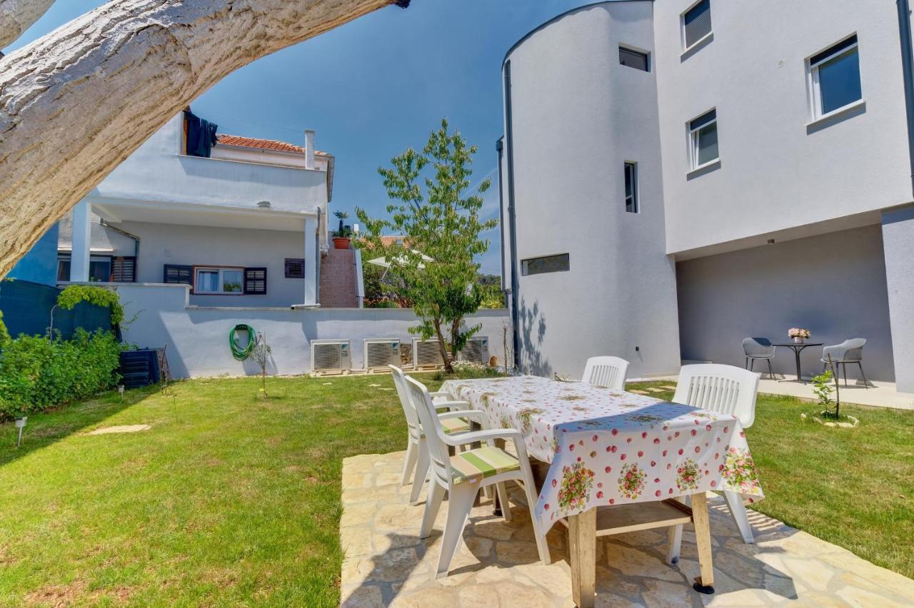 Apartments Hemetek Veli Lošinj المظهر الخارجي الصورة