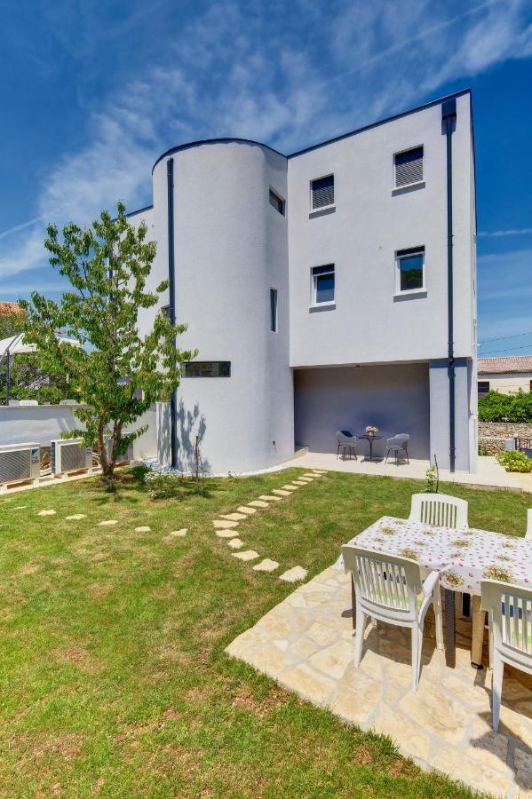 Apartments Hemetek Veli Lošinj المظهر الخارجي الصورة